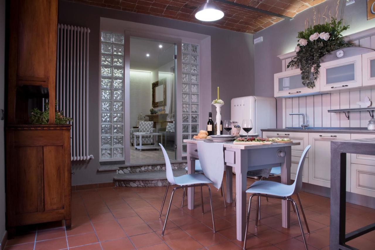 Montegrosso dʼAsti Appartamento Vacanze / Holiday Flat Farfalle&Rossobarbera מראה חיצוני תמונה