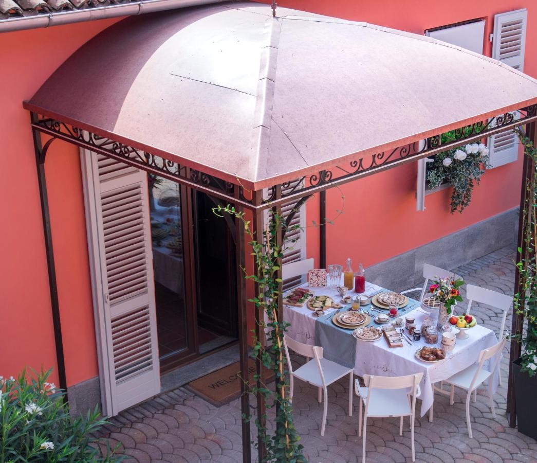 Montegrosso dʼAsti Appartamento Vacanze / Holiday Flat Farfalle&Rossobarbera מראה חיצוני תמונה