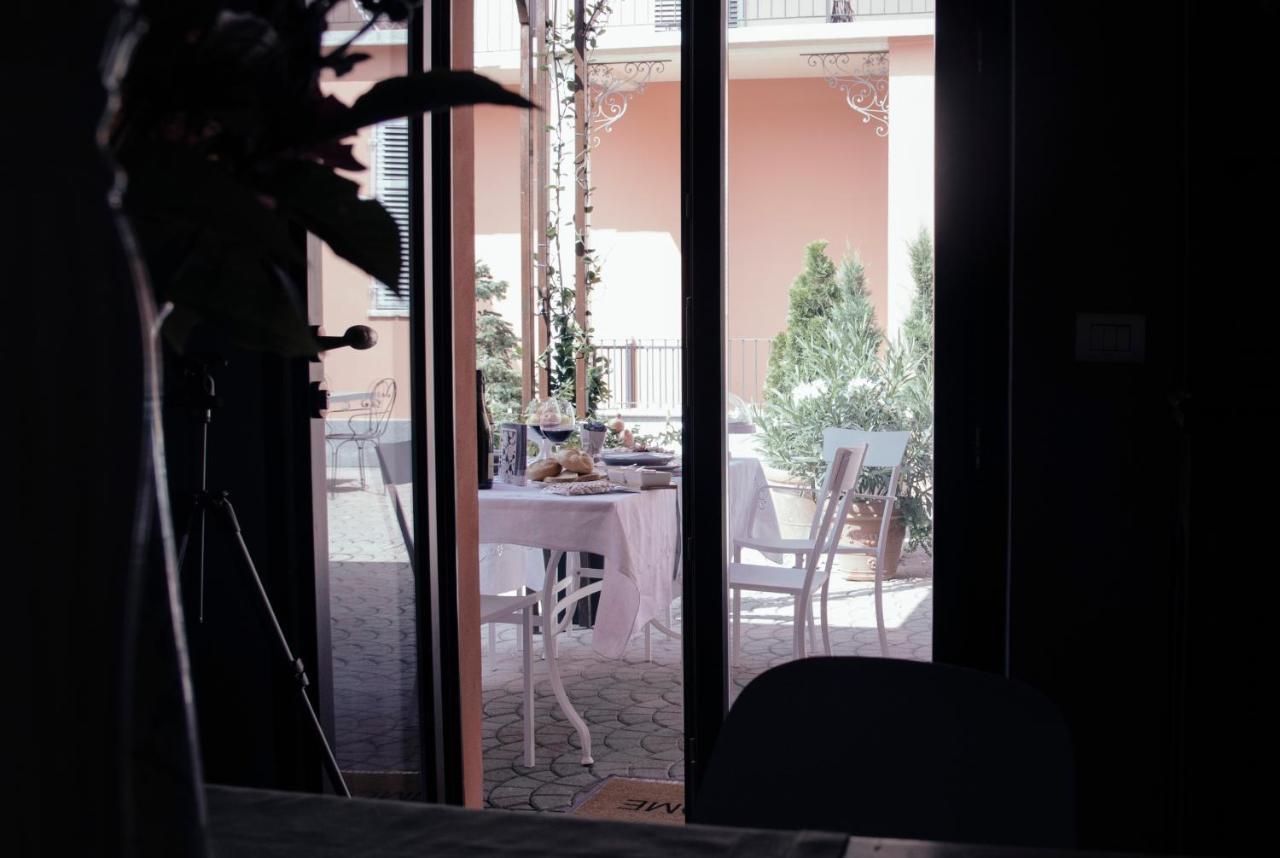 Montegrosso dʼAsti Appartamento Vacanze / Holiday Flat Farfalle&Rossobarbera מראה חיצוני תמונה