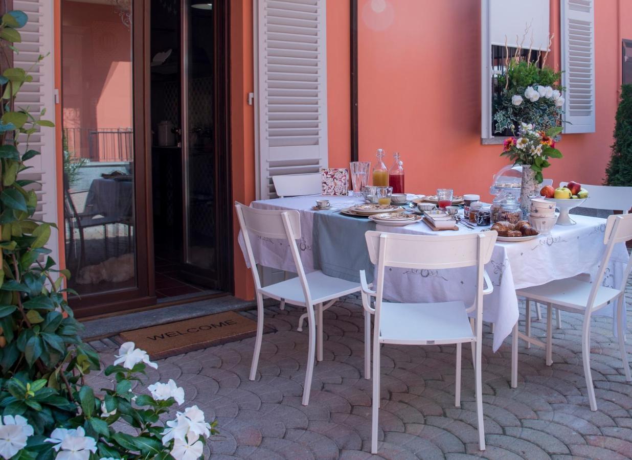 Montegrosso dʼAsti Appartamento Vacanze / Holiday Flat Farfalle&Rossobarbera מראה חיצוני תמונה